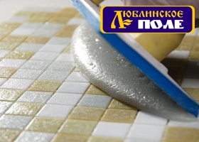 Укладка керамической плитки. Затирочные смеси.